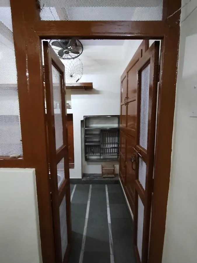 Heritage Homestay@Old City Near Ganges Varanasi